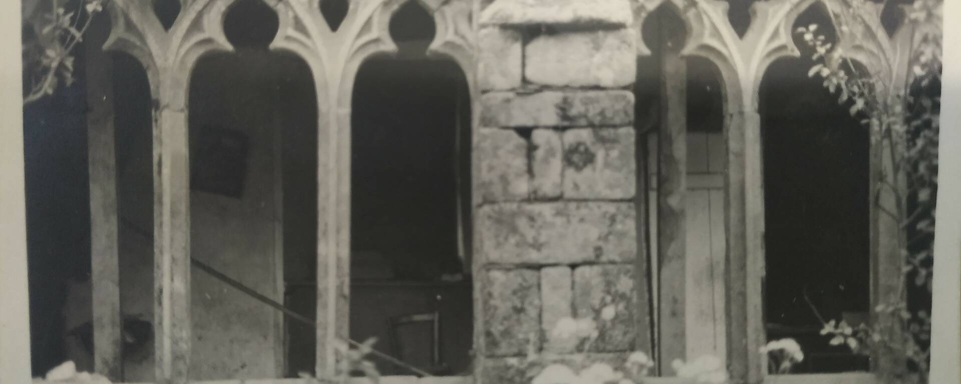 Cloitre de Carhaix (Archives WRH)